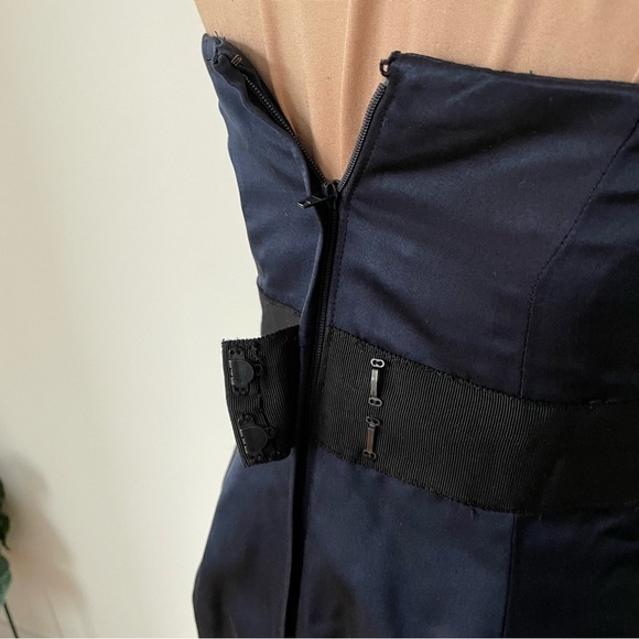 CHARLES CHANG LIMA Redux Silk Navy Blue Crumb Catcher Strapless Dress EUC Size 4 - Picture 6 of 10